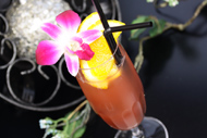 ノンアルコール|セーフセックスオンザビーチ 800円|ピーチジュースやパイナップルジュースを使用した、トロピカルな味わいのカクテル。