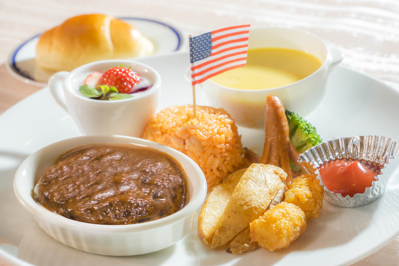 お子様ランチ1,550円（税別） 
