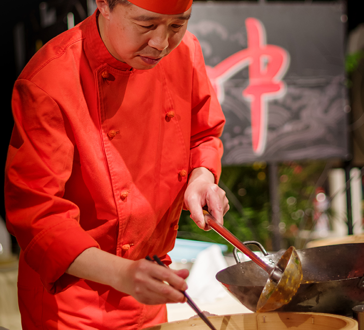 中華　料理長 大森栄