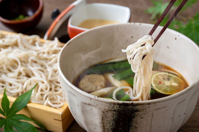 鶏出汁のつけそば　～那須どり使用～　小鉢付き
