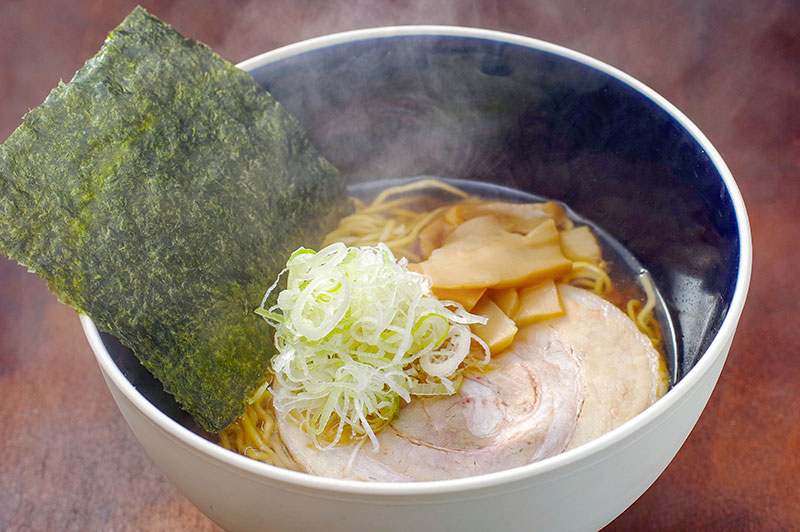 鶏出汁しょうゆラーメン
