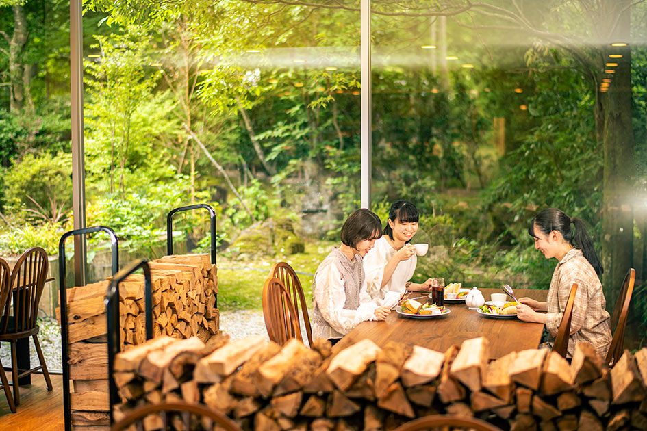 ベーカリー＆カフェ「Komorebi Table」